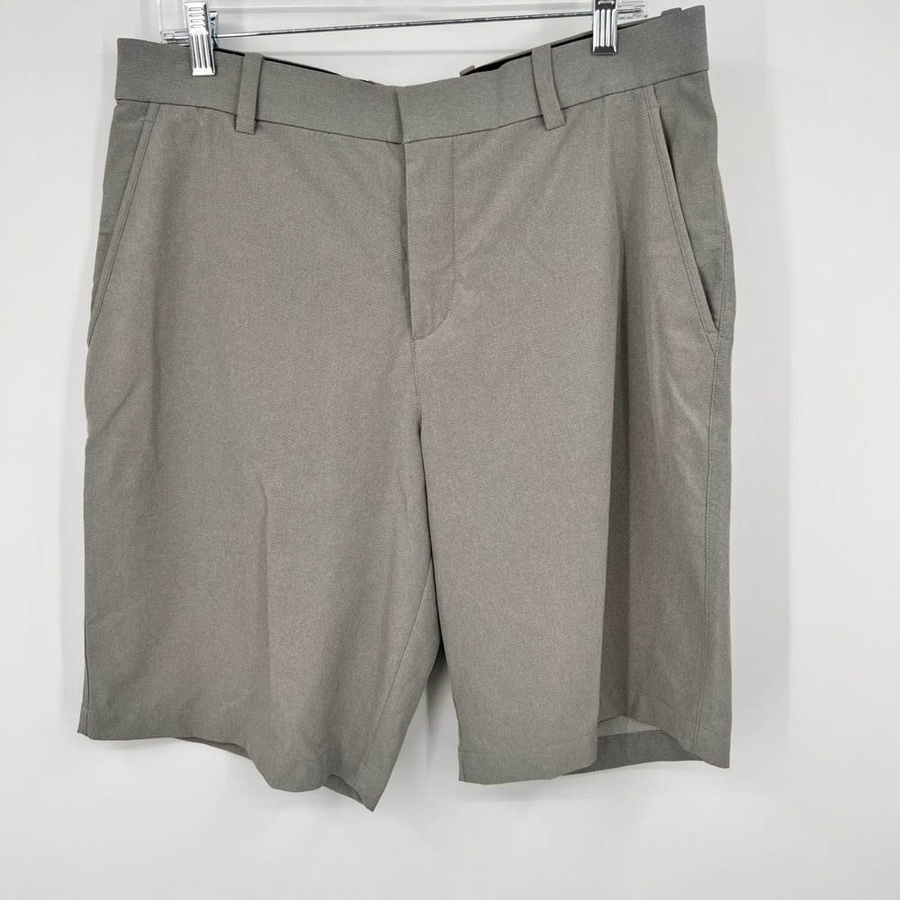 Nike Golf Dri-FIT Shorts Mens 34 Gray Flat Front Performance Athletic Golfing